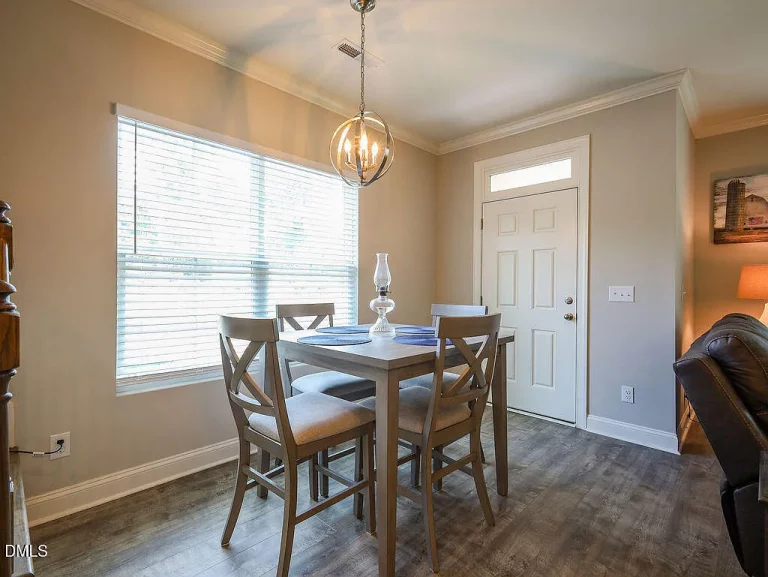 1dcfe309965958b966921f81bb07c17e-uncropped_scaled_within_1536_1152