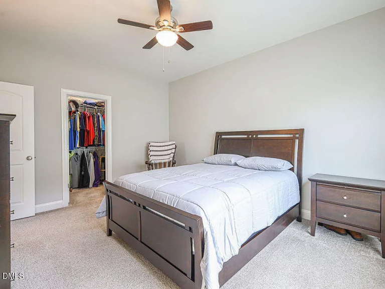 499224868061e0e4a5d49f2e7d94da84-uncropped_scaled_within_1536_1152