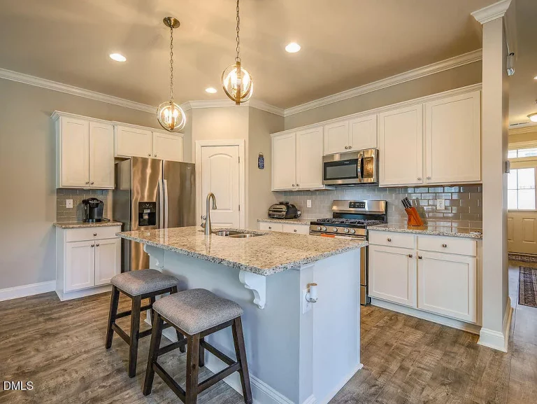 9e4f7dd51b7c498b255066572a8c15b6-uncropped_scaled_within_1536_1152