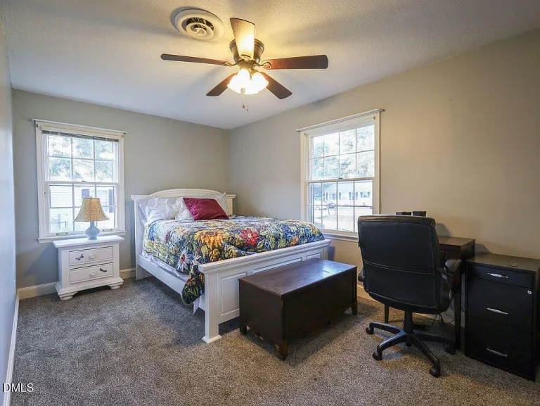 c55fcf1d248b11b0c523a42799631f6b-uncropped_scaled_within_1536_1152